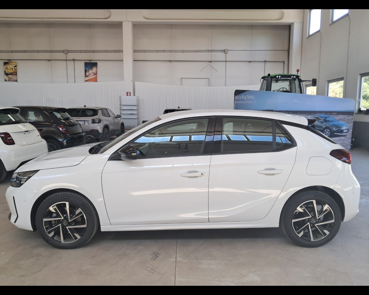 Foto OPEL Corsa 1.2 GS s&s 100cv