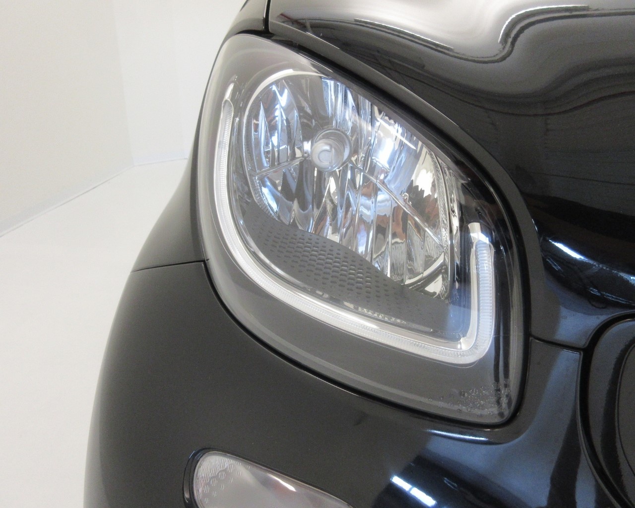 smart fortwo Fortwo 0,9 t Urbanrunner 90cv twinamic BlackSilver edition - 5