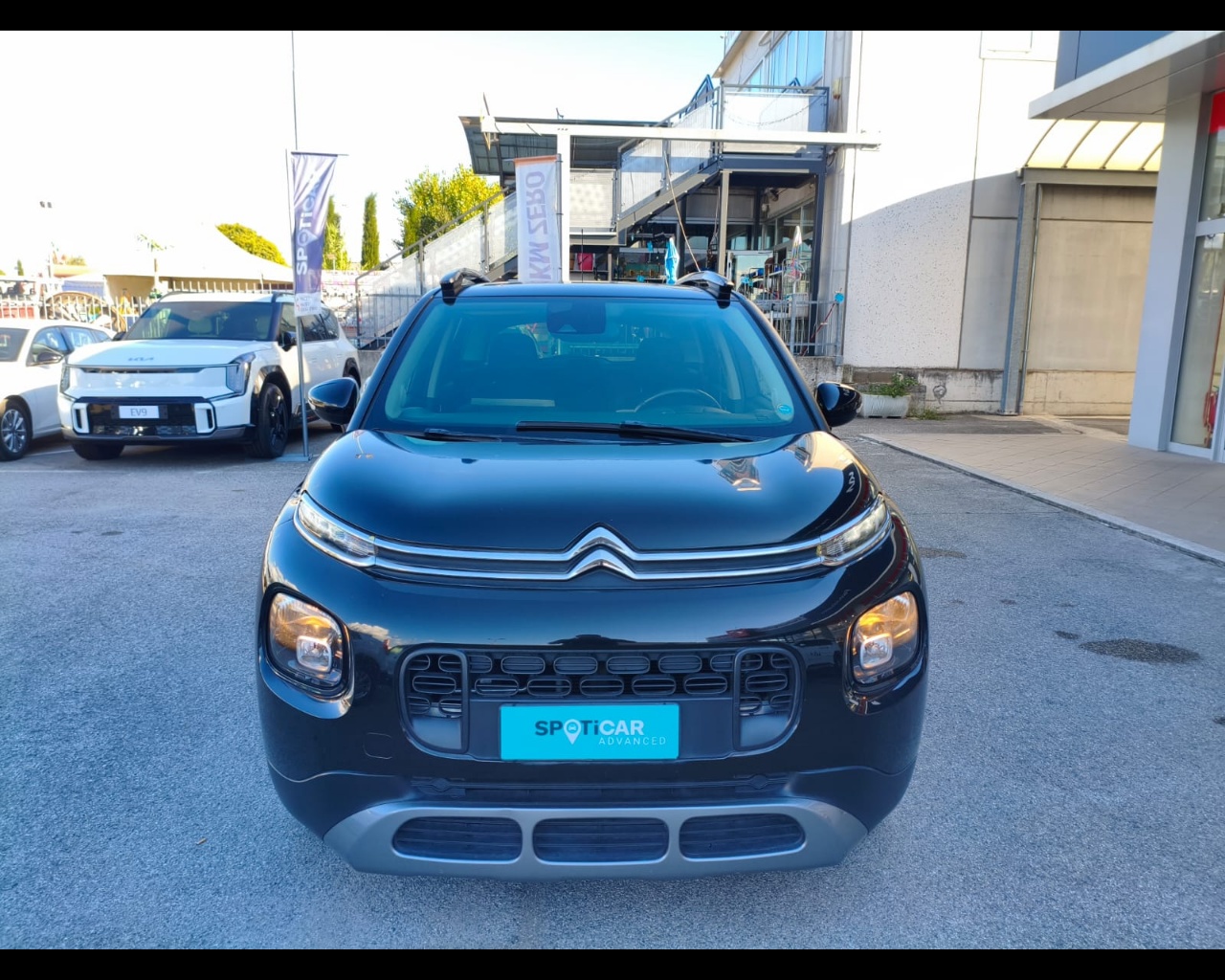 Foto CITROEN C3 Aircross 1.2 puretech Shine 82cv
