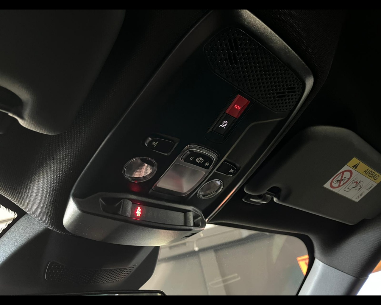 Foto PEUGEOT 2008 1.2 puretech Style s&s 100cv