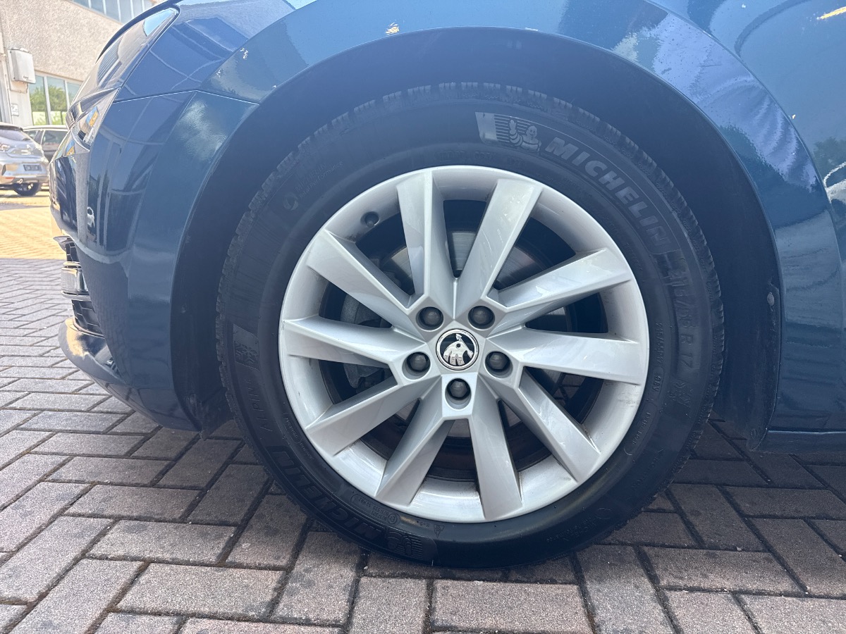 Skoda Superb Usato 2021 Superb Modena
