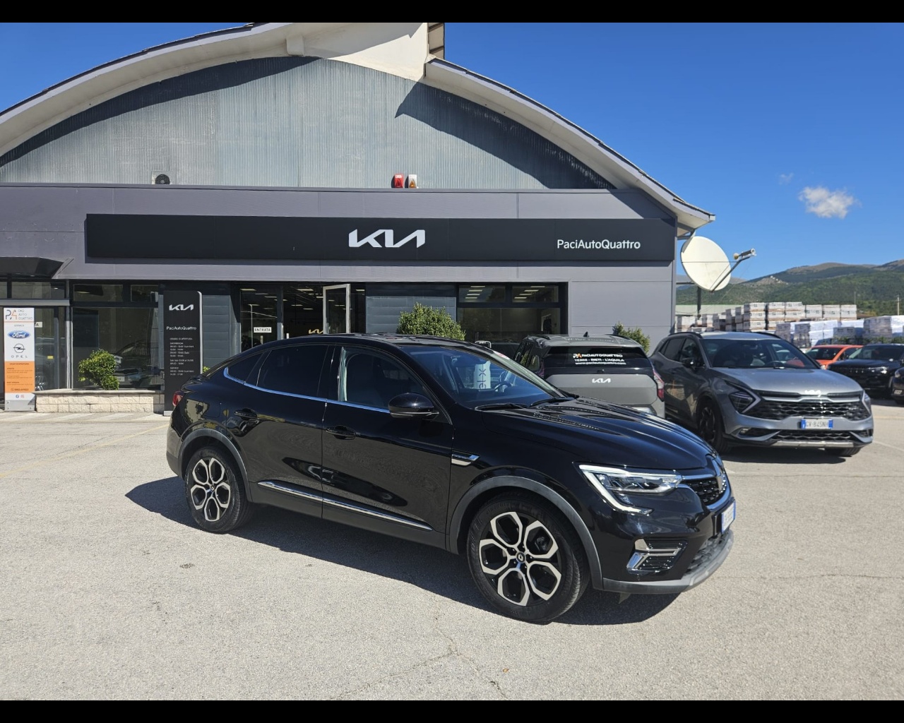 Foto RENAULT Arkana 1.6 E-Tech hybrid Intens 145cv