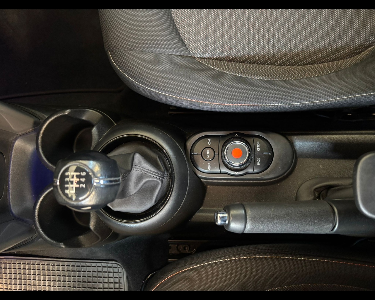 Foto MINI Mini 3p 1.5 Cooper Hype