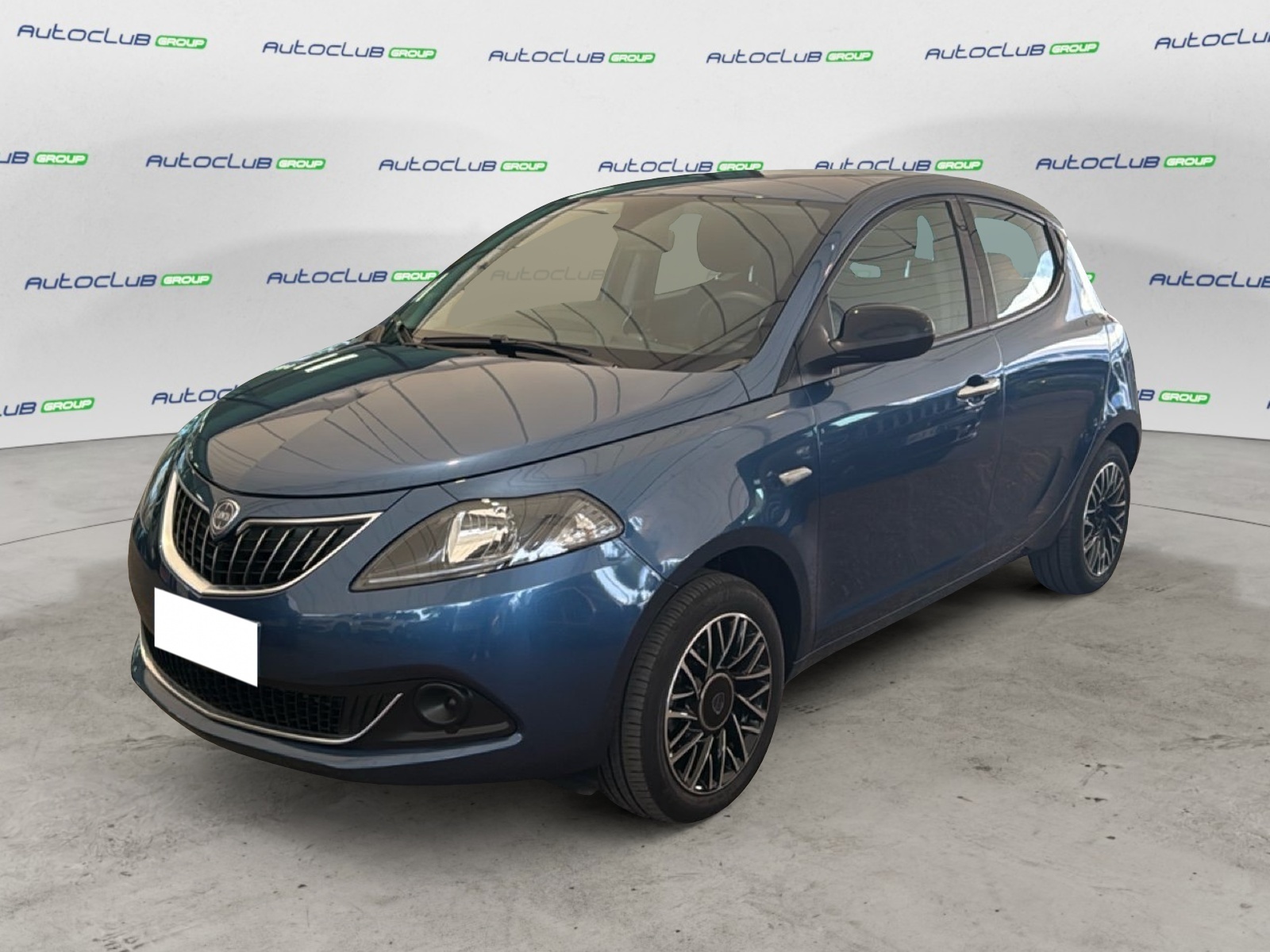 Foto LANCIA Ypsilon III 2021 - Ypsilon 1.0 firefly hybrid Platino s&s 70cv