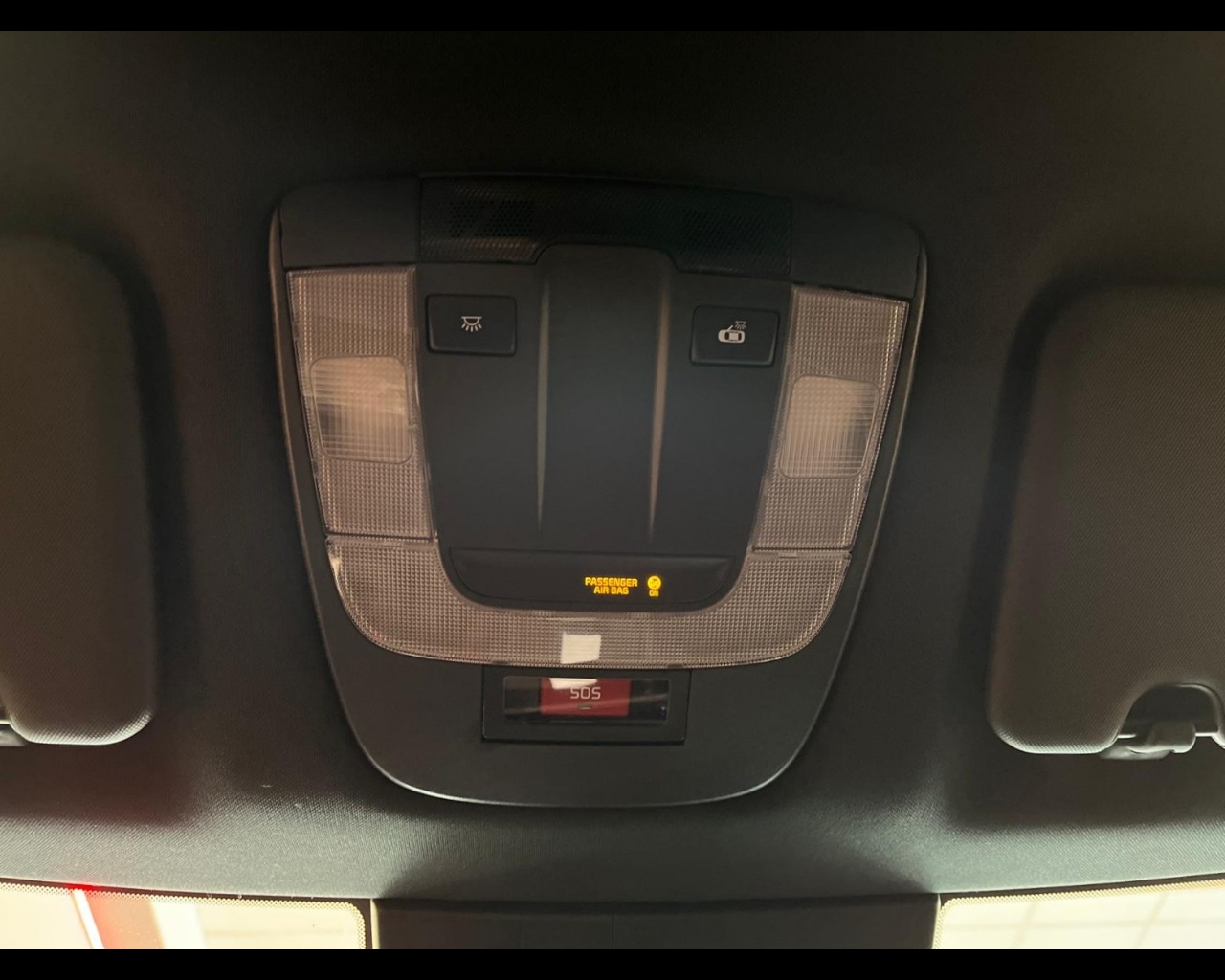 Foto KIA SPORTAGE MY25 1.6 PHEV AWD GTL SPT