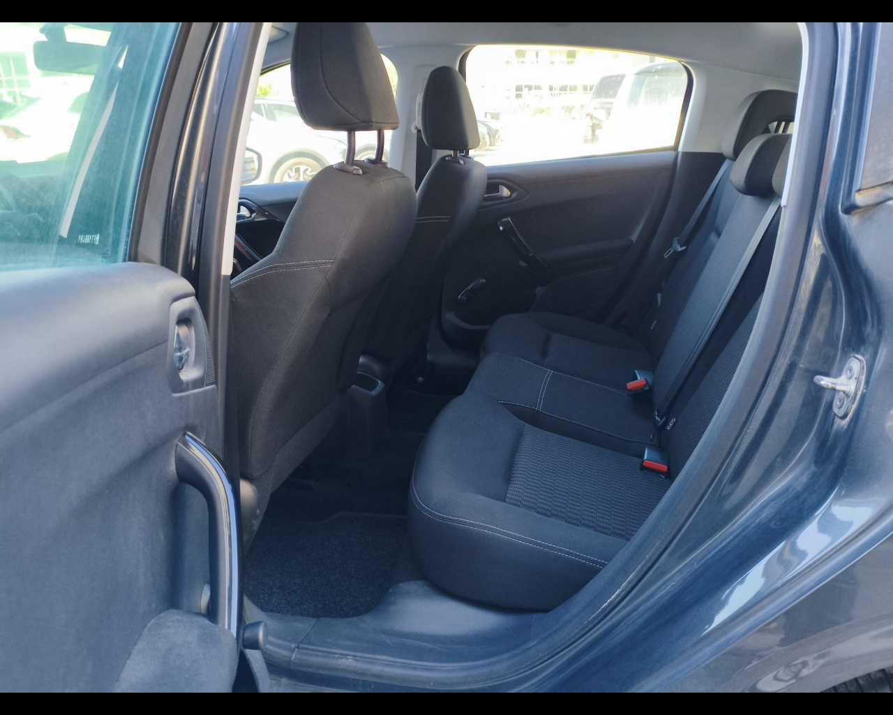 Foto PEUGEOT 208 5p 1.0 puretech Active 68cv