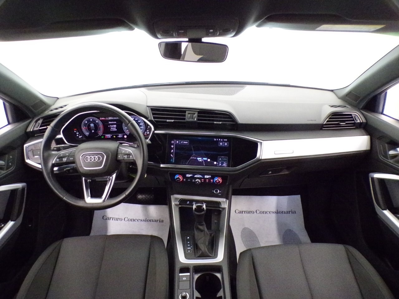 Audi Q3 Q3 35 2.0 TDI Business S tronic - 16