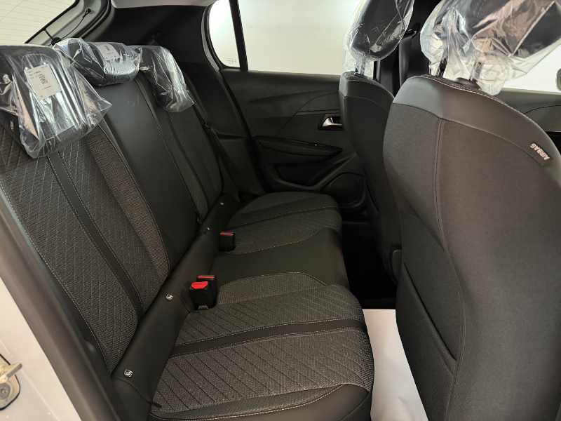 208 5p  - Allure Puretech 100 S&s