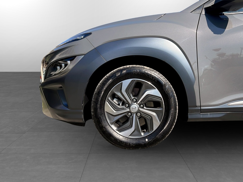 HYUNDAI Kona 1.6 gdi hev Xtech 2wd 141cv dct Ibrida usato - 19