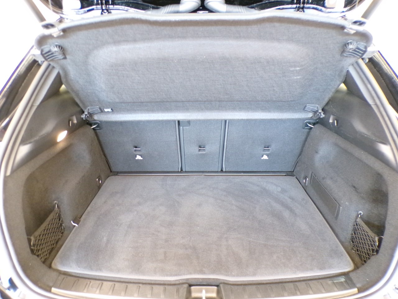 Mercedes  GLA 180 Progressive Advanced 7G-DCT - 9