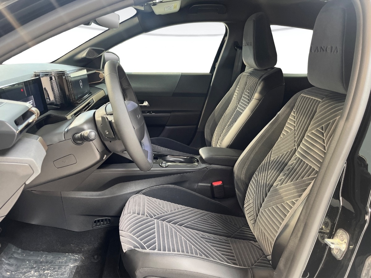 Lancia Ypsilon 2024 Nuovo Ibrido benzina Ypsilon 2024 Rovigo