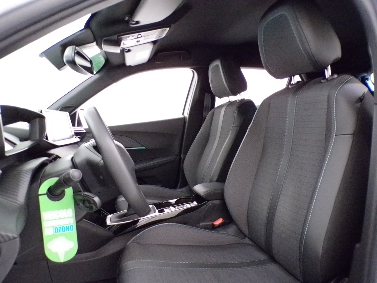 Peugeot 2008 2008 1.2 PureTech 130cv Allure Pack - 12
