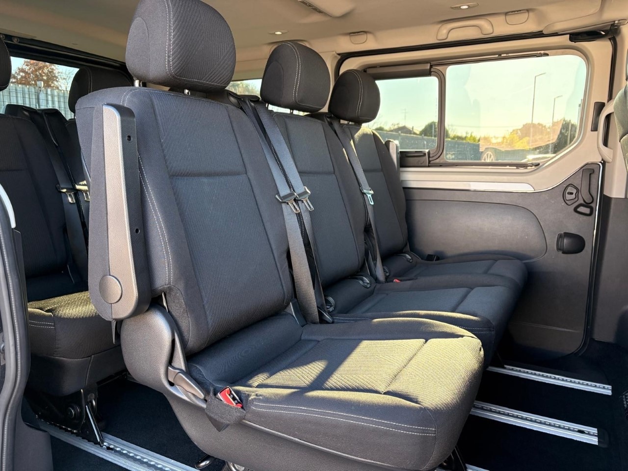 Renault Trafic IV trafic spaceclass 2.0 Blue dci 170cv L1H1 EDC - 12