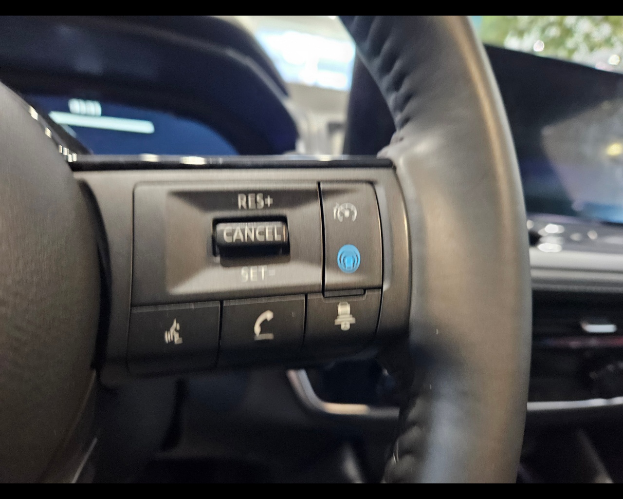 NISSAN Qashqai 1.3 mhev N-Connecta 2wd 140cv Ibrida usato - 16