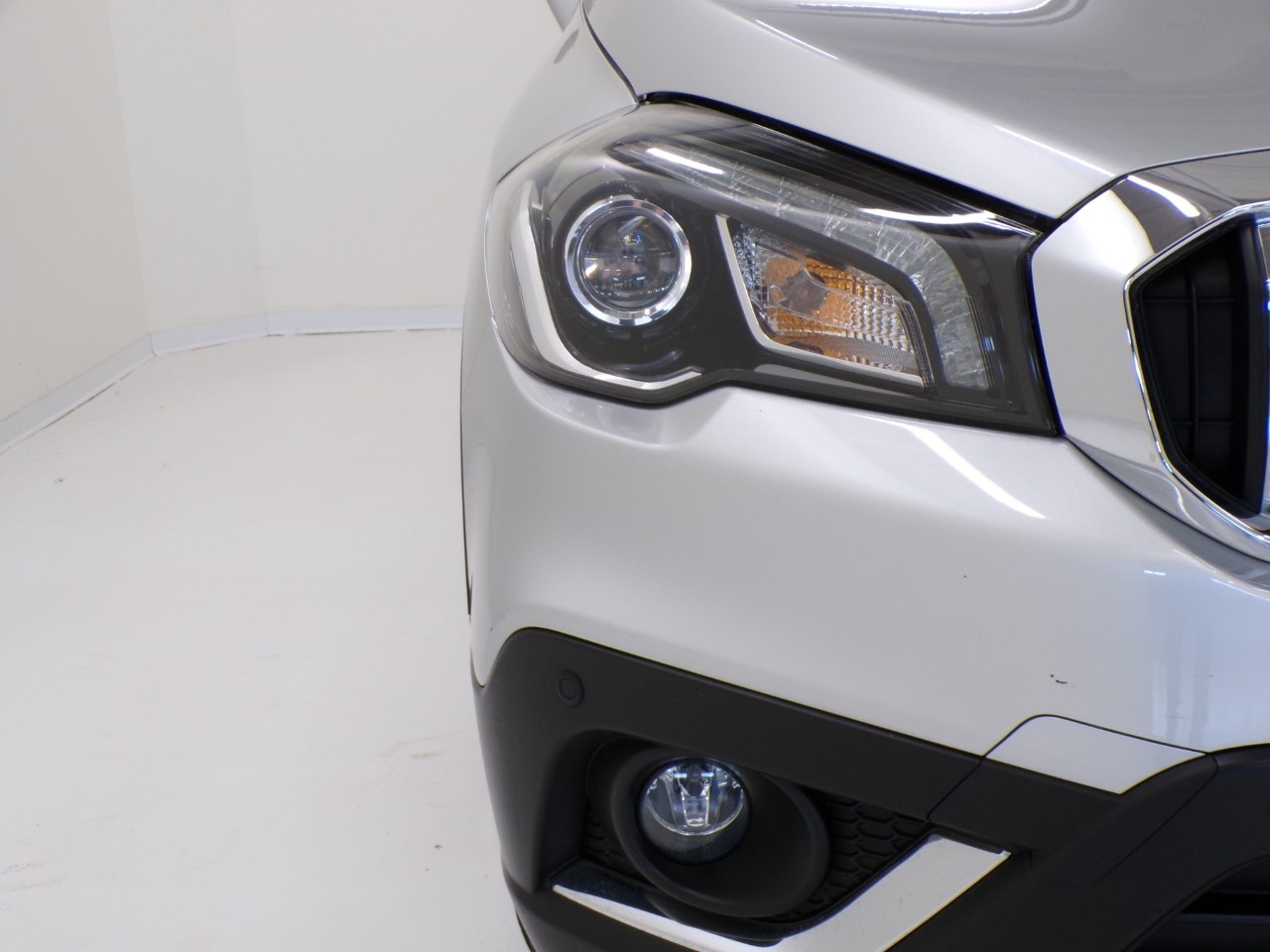 Suzuki  S-Cross 1.4h Starview 4wd allgrip - 5