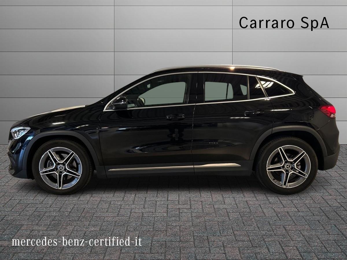 Mercedes GLA GLA 180 D Premium 8G-DCT - 6