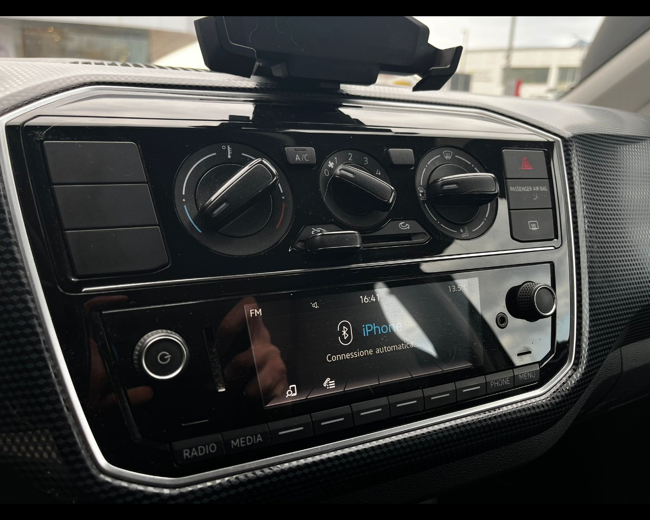 Foto VOLKSWAGEN up! 5p 1.0 Move up! 60cv