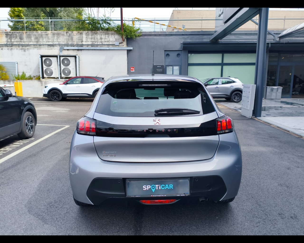 Foto PEUGEOT 208 1.2 puretech Active Pack s&s 75cv