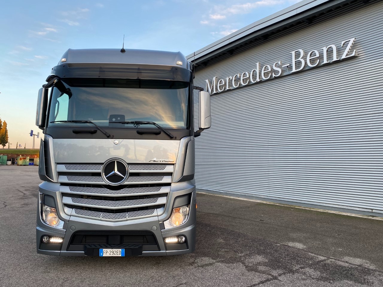 Mercedes Actros actros 1848 LSnR flat cab.Str.Sp. 2,5 Euro VI - 3