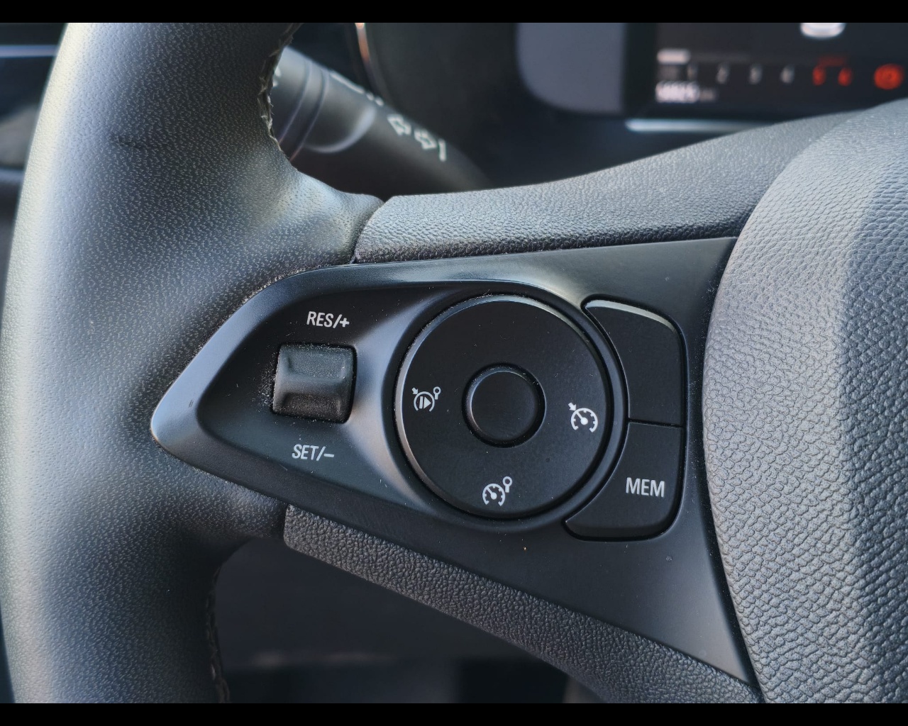 Foto OPEL Corsa 1.5 Elegance s&s 100cv