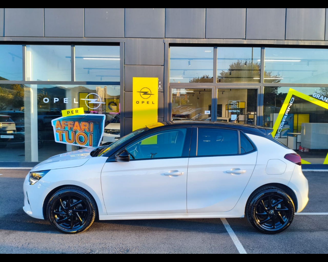 Foto OPEL Corsa 1.5 D&T s&s 100cv