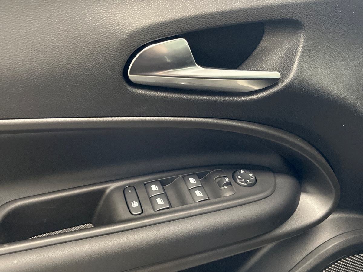 Jeep Avenger Nuovo benzina Avenger Verona