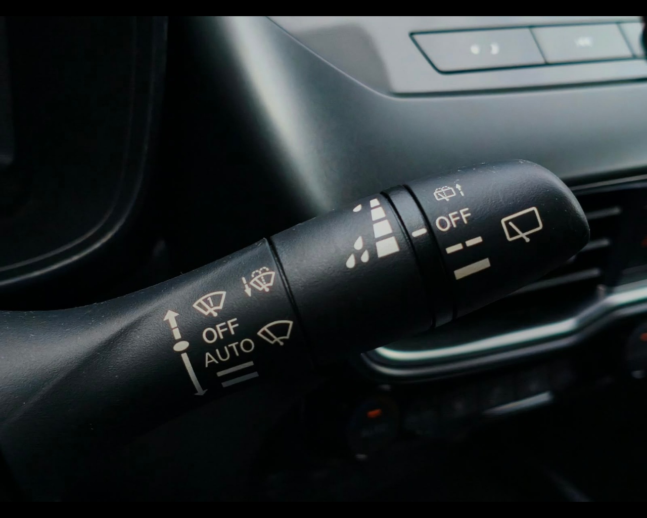 Foto NISSAN Juke 1.6 hev N-Connecta