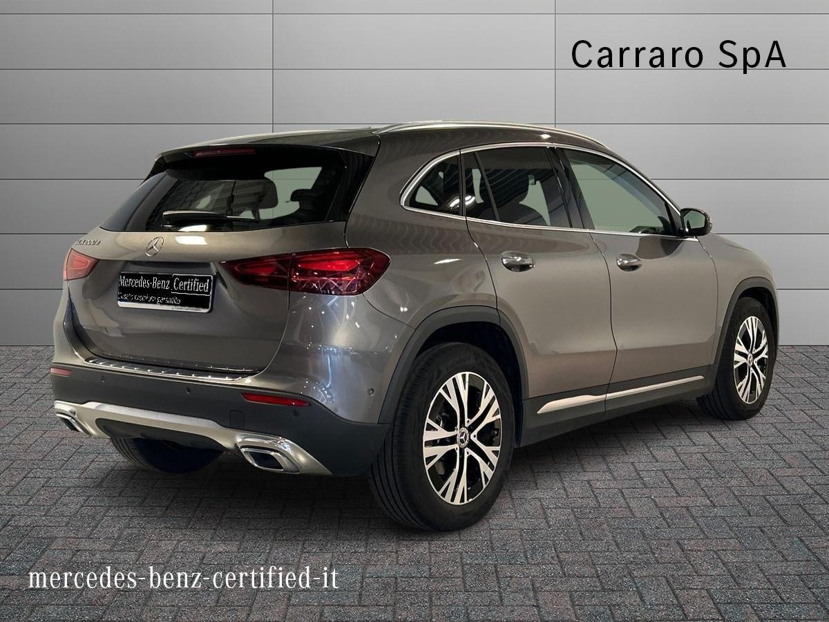 Mercedes GLA GLA 200 D Progressive Advanced Plus 8G-DCT - 2