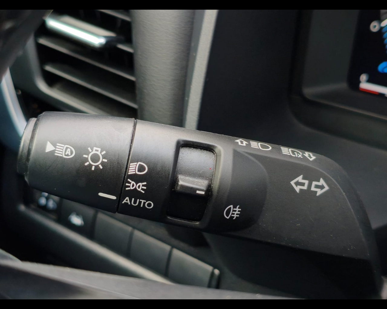 Foto NISSAN Qashqai 1.5 e-power N-Connecta 2wd