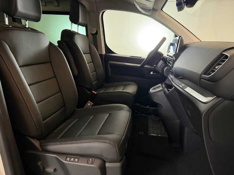 Nuovo Traveller - Bhdi 180 Eat8 Business Vip Long