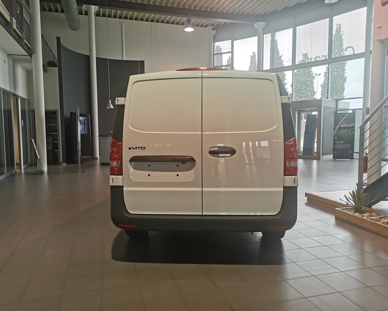Mercedes eVito eVito Furgone Long - 7