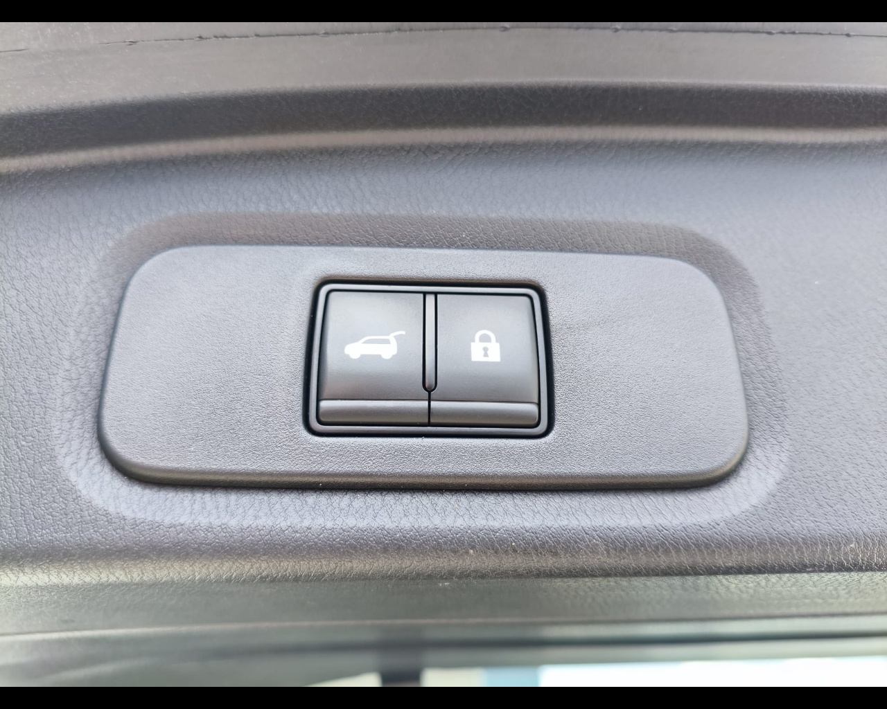 Foto NISSAN Qashqai 1.5 e-power Tekna 2wd
