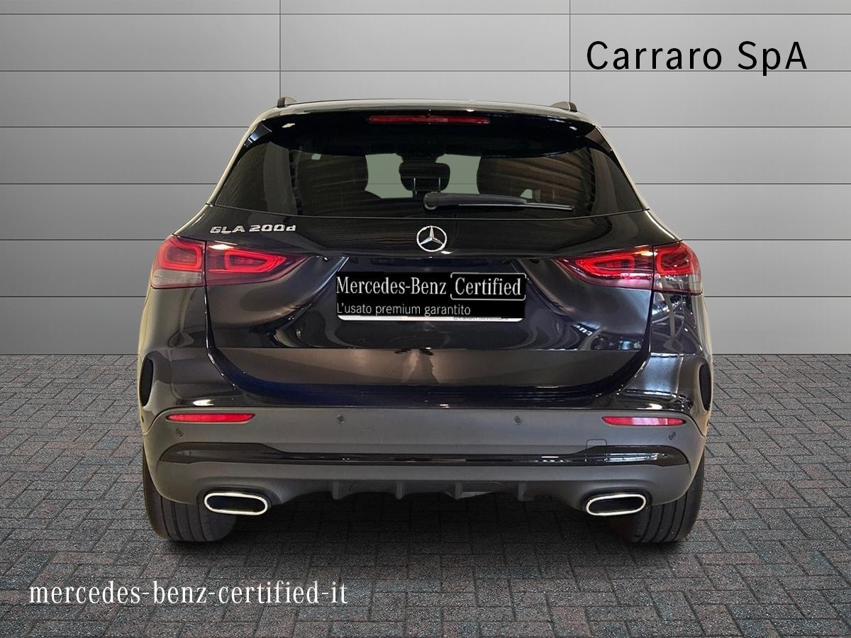 Mercedes GLA GLA 200 D Premium 8G-DCT - 4