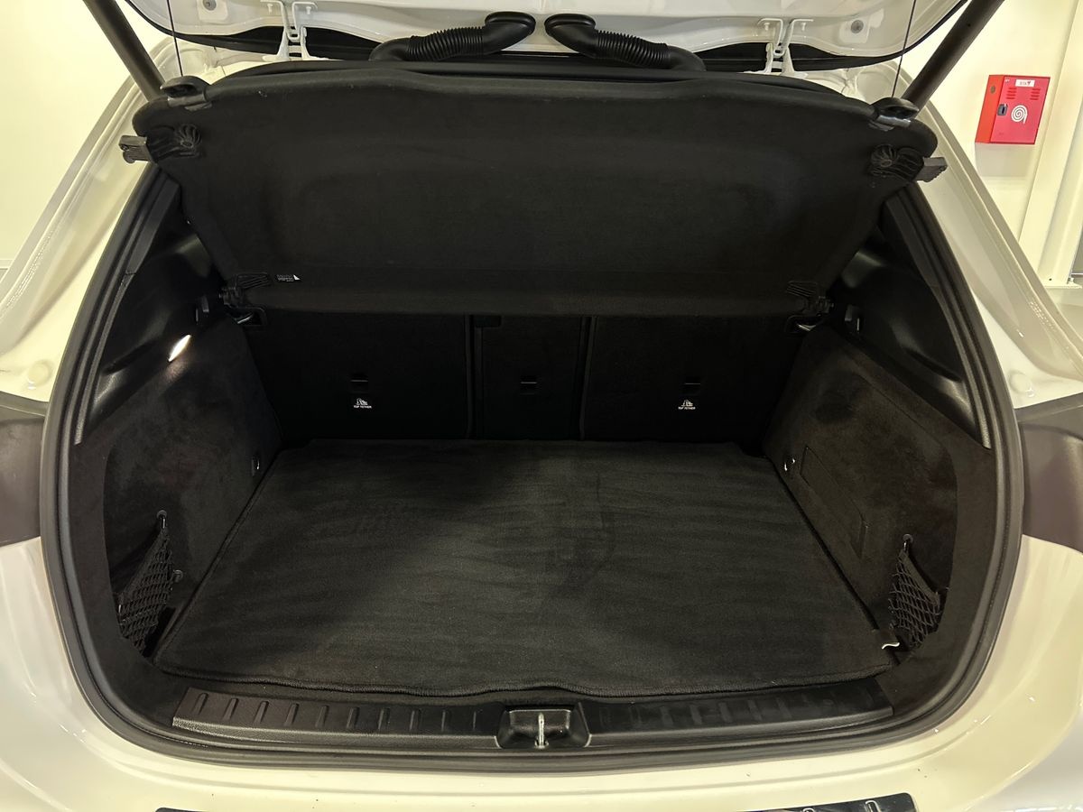 Mercedes GLA GLA 200 D Sport Plus 8G-DCT - 8