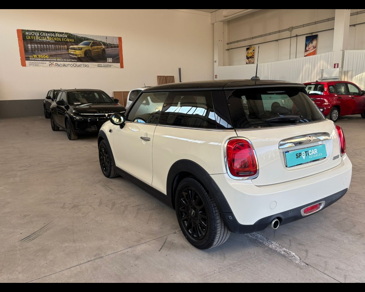 Foto MINI Mini 3p 1.5 Cooper Hype