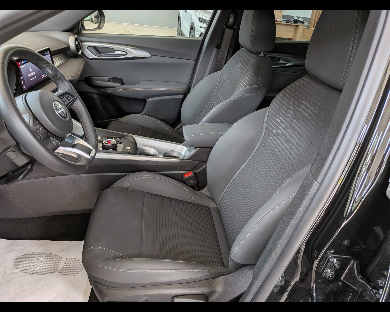 Foto ALFA ROMEO Tonale 1.5 hybrid Sprint 160cv tct7