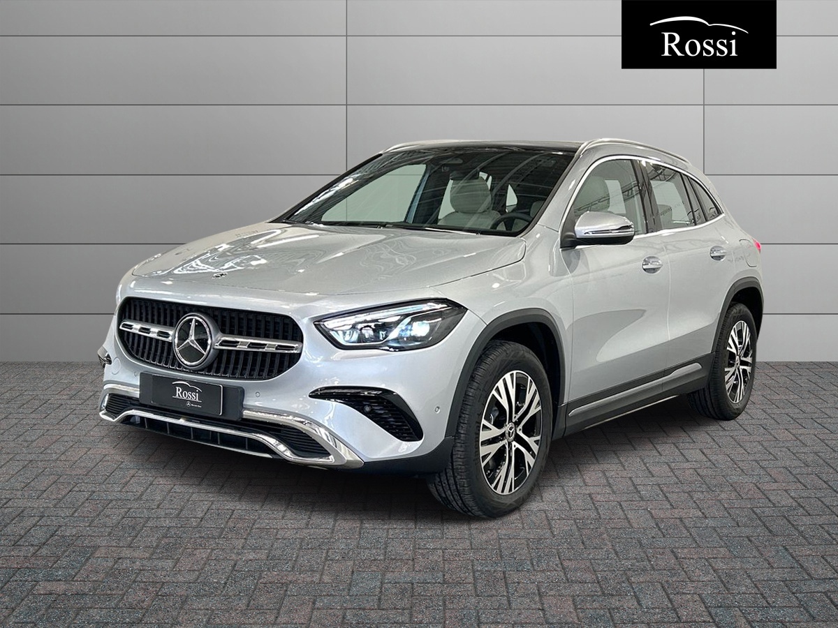 Mercedes-Benz GLA 180  d Automatic