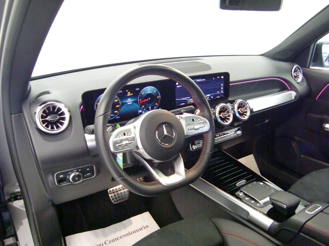 Mercedes GLB GLB 200 D Premium 8G-DCT - 11