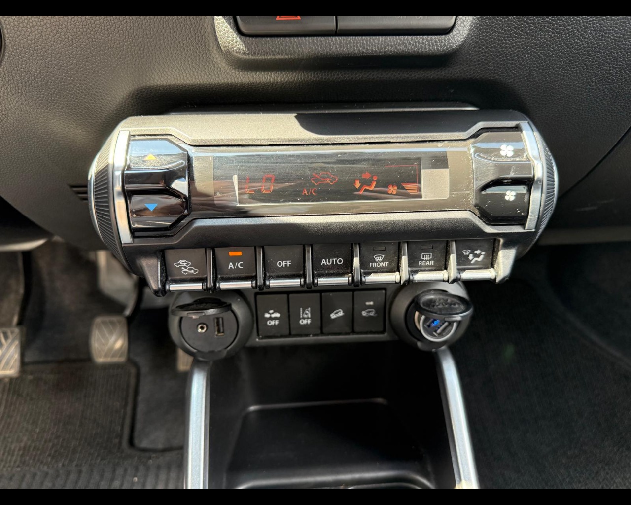 Foto SUZUKI Ignis 1.2h Easy Top 4wd allgrip