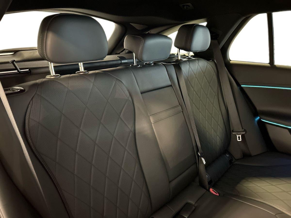 Mercedes Classe E Station Wagon Classe E Station Wagon 220 d AMG Line Premium 4Matic 9G-Tronic - 16