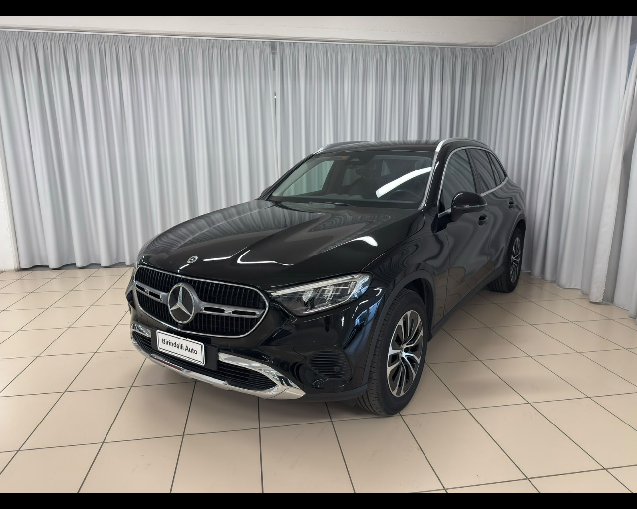MERCEDES-BENZ GLC