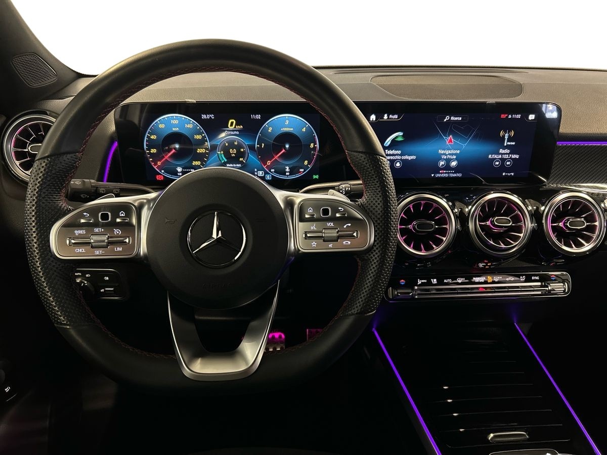 Mercedes GLB GLB 180 D Premium 8G-DCT - 11