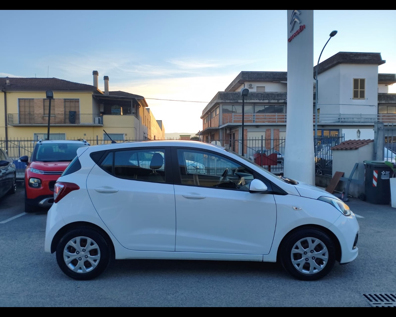 Foto HYUNDAI i10 1.0 Login econext Gpl E6