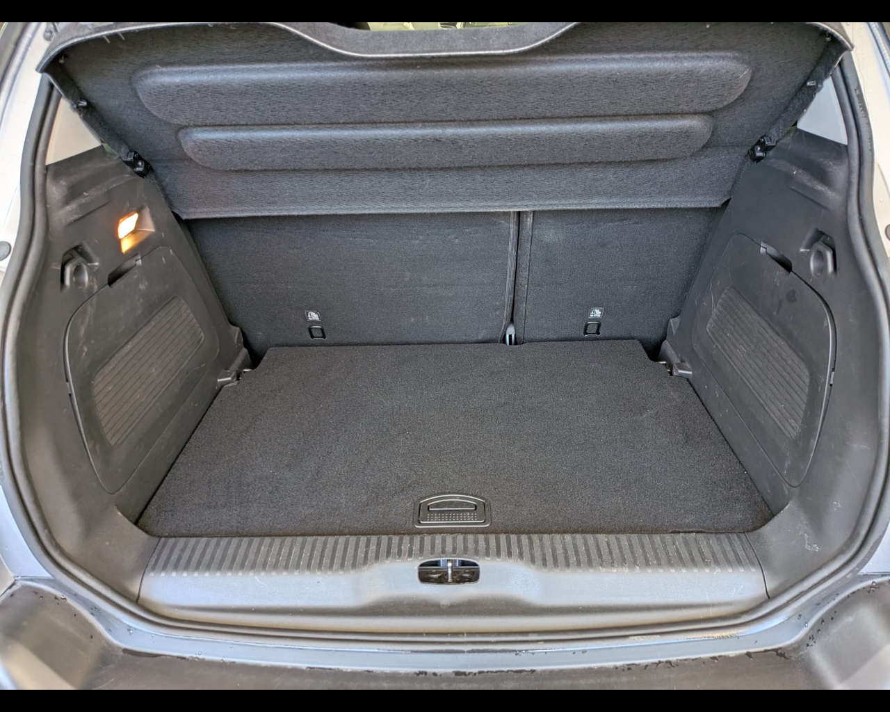 Foto CITROEN C3 Aircross 1.2 puretech Shine Pack s&s 130cv eat6