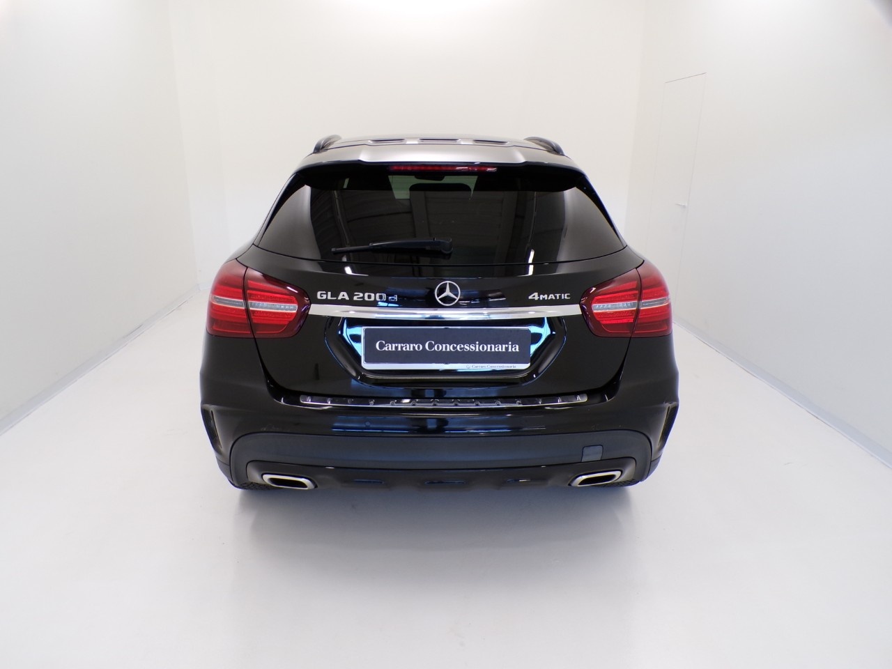 Mercedes GLA GLA 200 D Night edition 4Matic 7G-DCT - 7