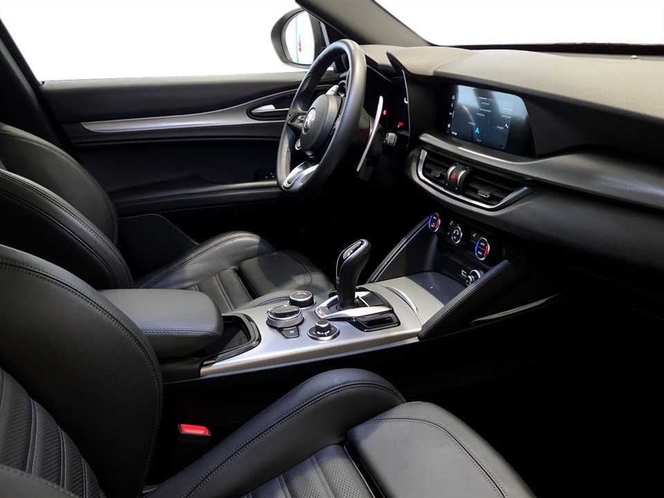 ALFA ROMEO Stelvio 2.2 t Veloce Q4 210cv auto Diesel usato - 13