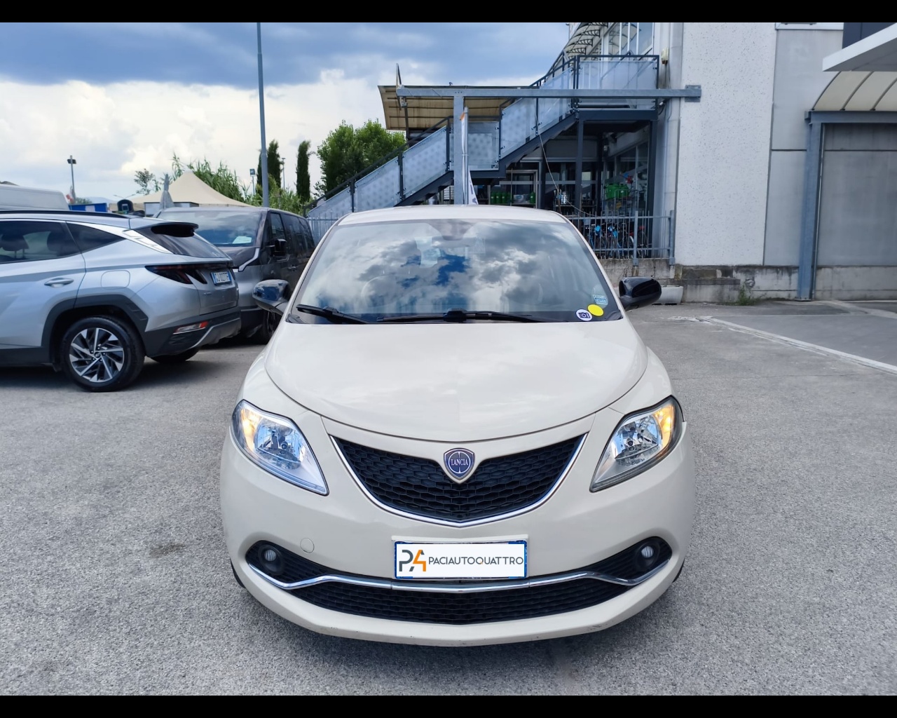 Foto LANCIA Ypsilon 1.2 Gold ecochic Gpl 69cv