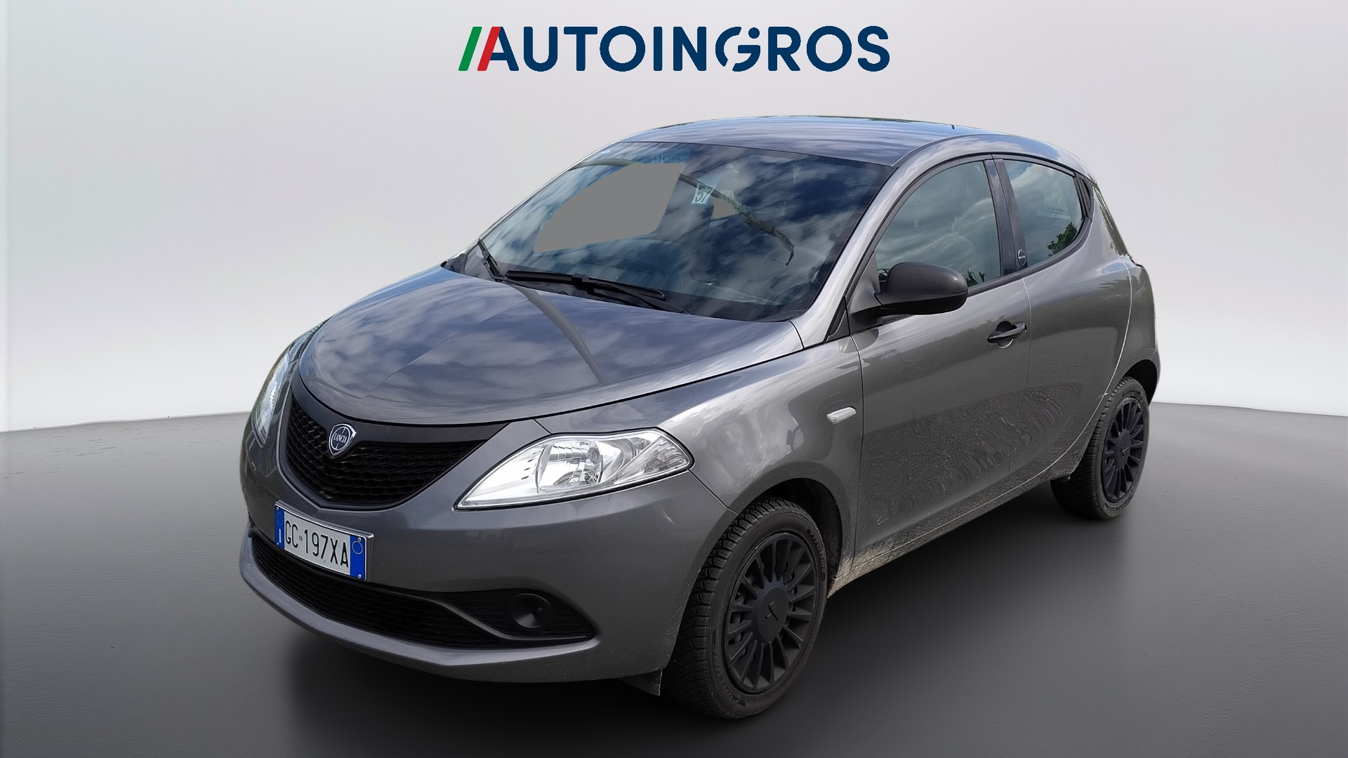 LANCIA Ypsilon Iii 2015 Ypsilon 1.0 firefly hybrid Silver s&s 70cv