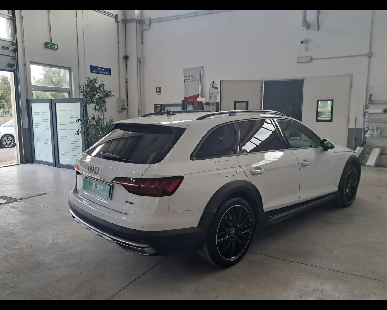 Foto AUDI A4 Allroad 40 2.0 tdi Mhev Business Evolution quattro 204cv
