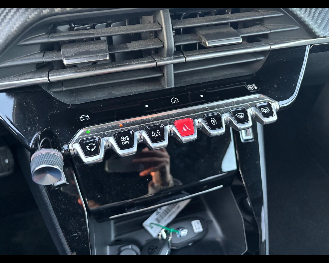 Foto PEUGEOT 2008 1.2 puretech Allure s&s 130cv eat8